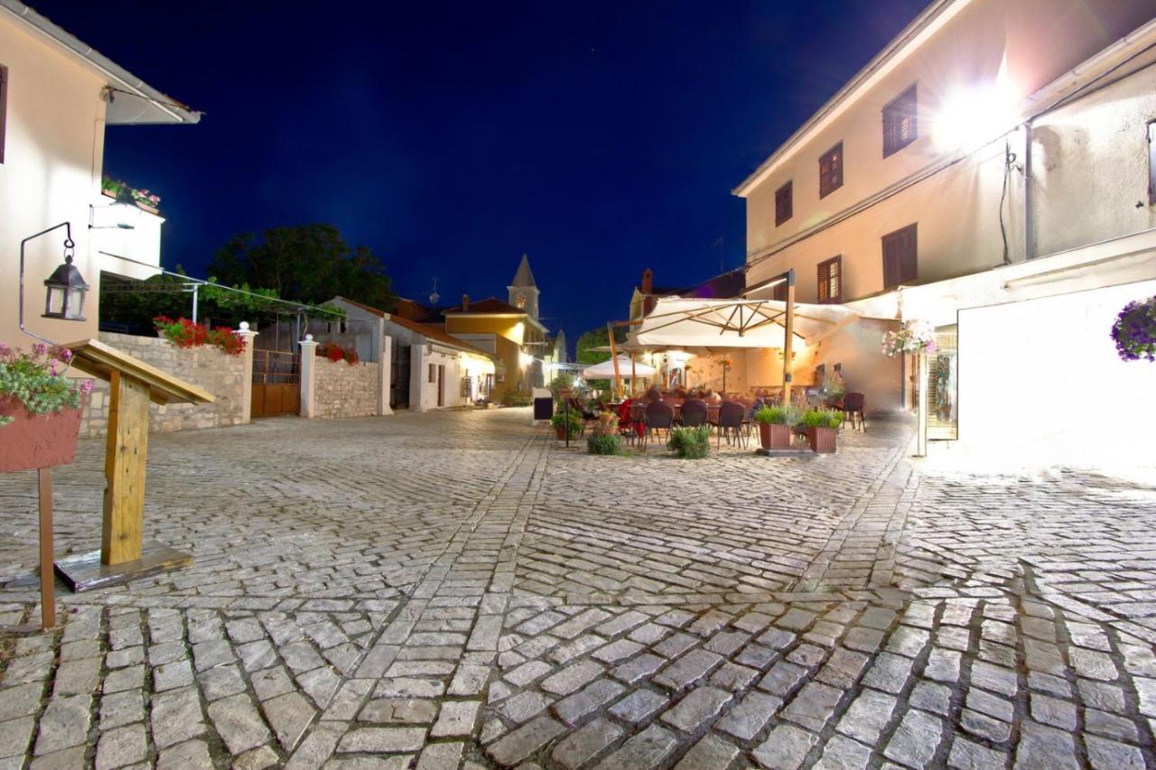 Apartment In Nin With Terrace, Air Conditioning, Wi-Fi Εξωτερικό φωτογραφία